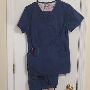 2 piece scrub set